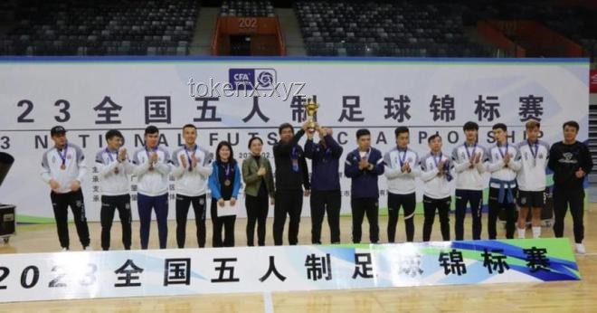 **从天鹅湖校区到荣誉殿堂：我的全国锦标赛冠军之路🏆**