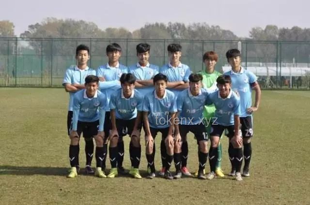 **从天鹅湖校区到荣誉殿堂：我的全国锦标赛冠军之路🏆**